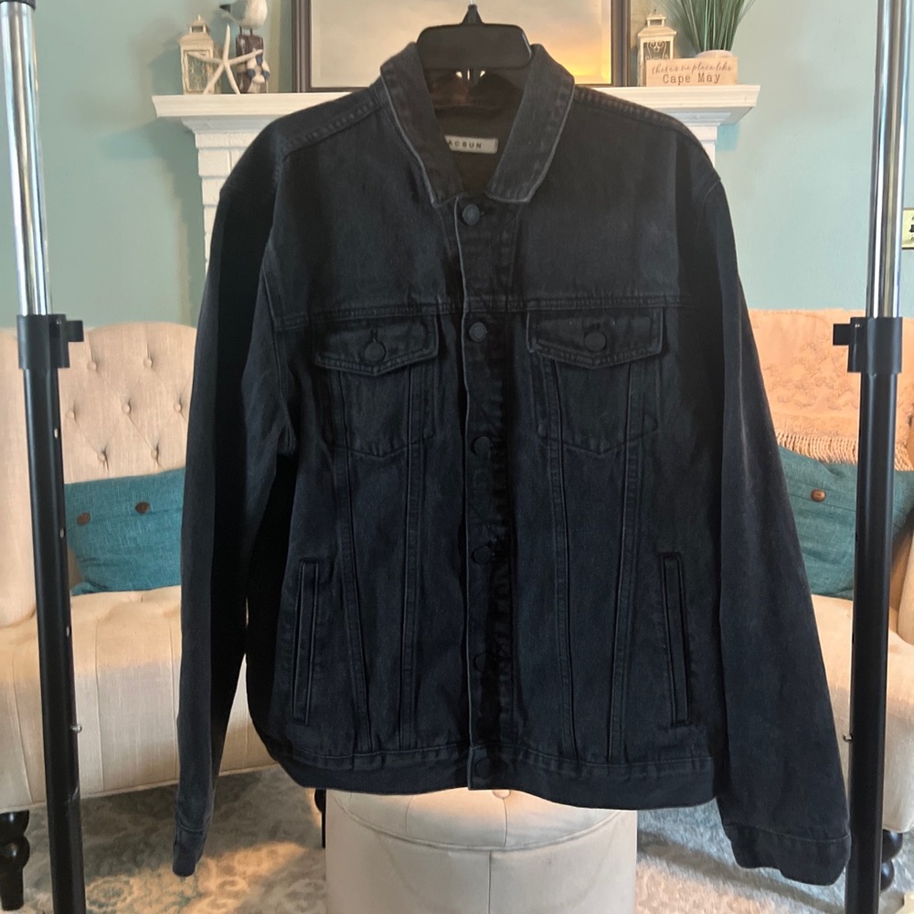 Men’s Pac Sun Denim Jacket Vintage Fit Size Large